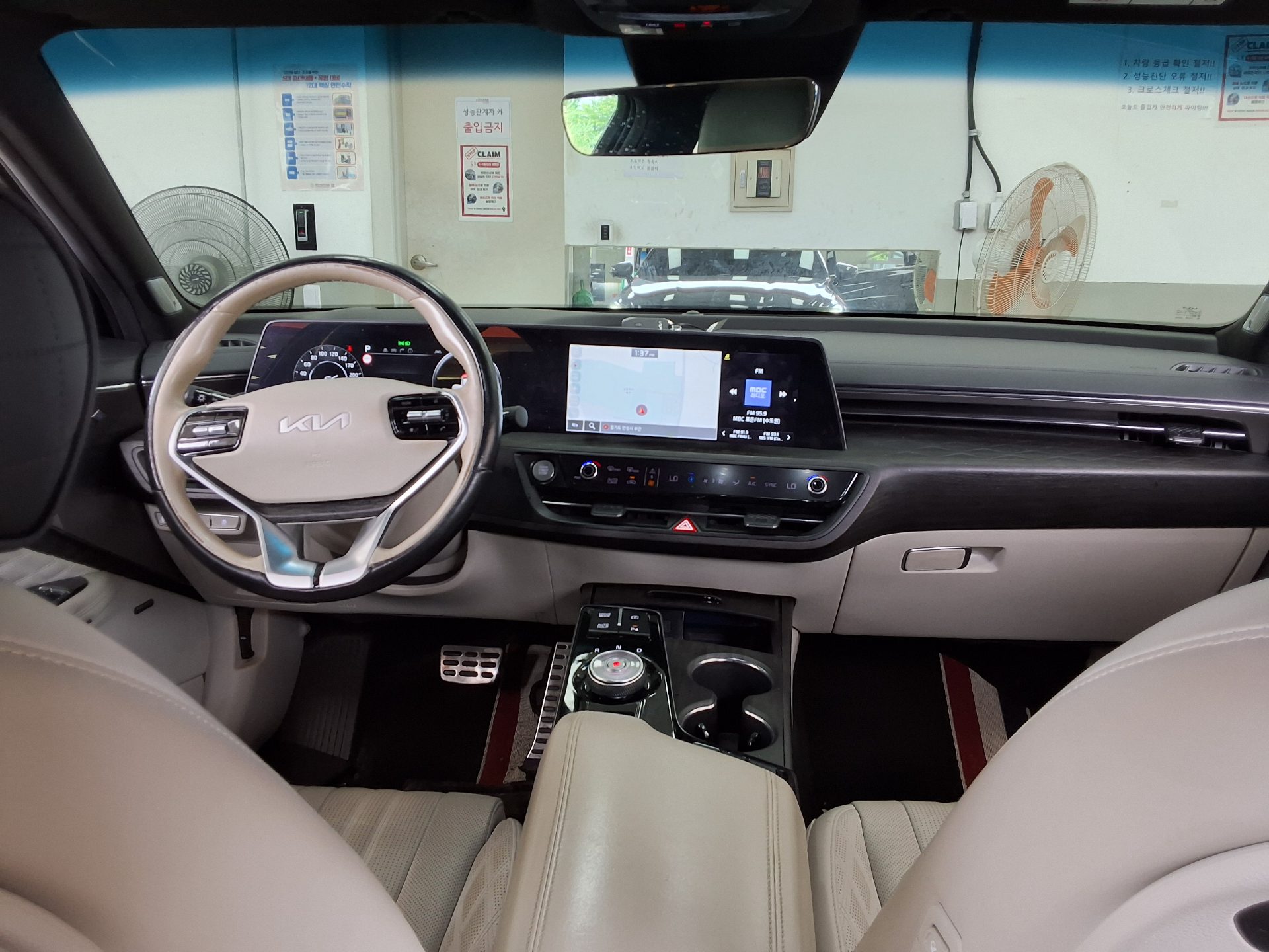 2022 - kia k8
