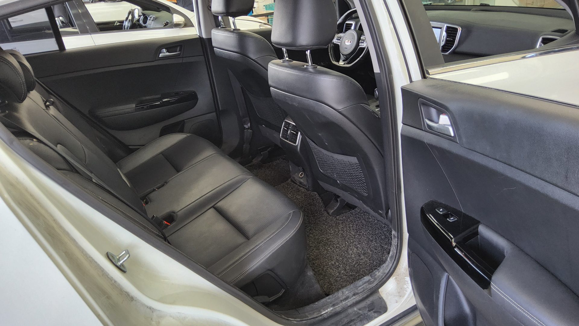 2016 - kia sportage