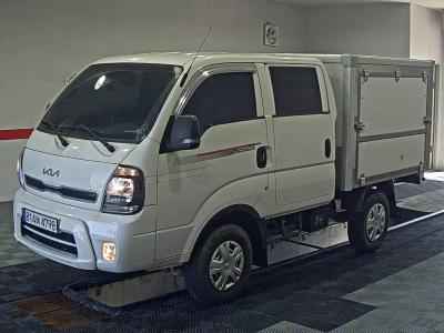 KIA BONGO III CARGO 1 TON DOUBLE CAB WHEELBASE