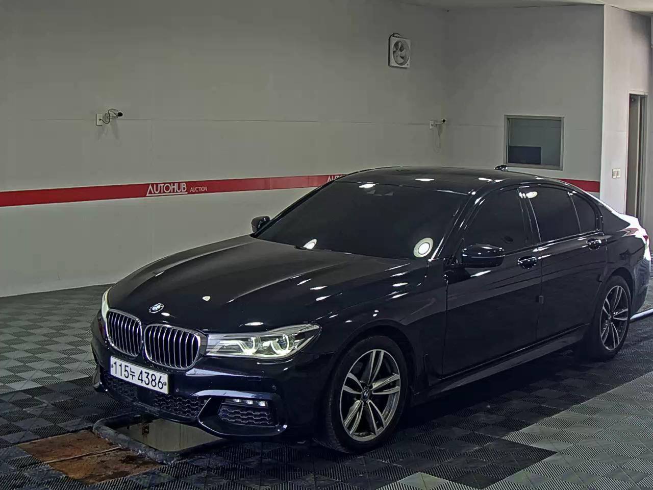2016 - bmw m7
