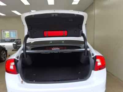 فولفو S60 (2Nd Gen) D3 Momentum 2017 d3