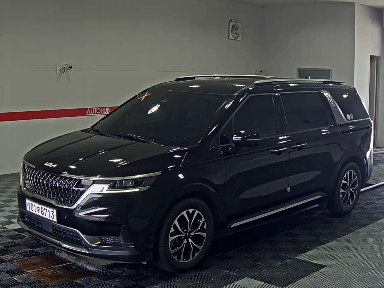 2023 - kia carnival