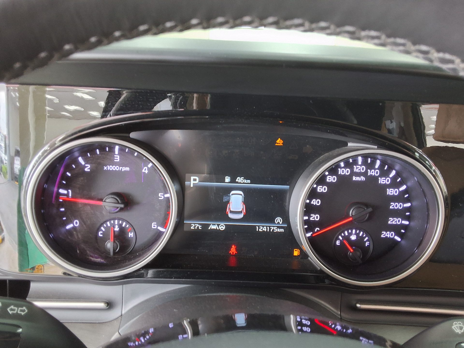 2023 - kia carnival