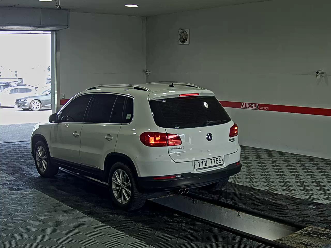 2015 - volkswagen tiguan