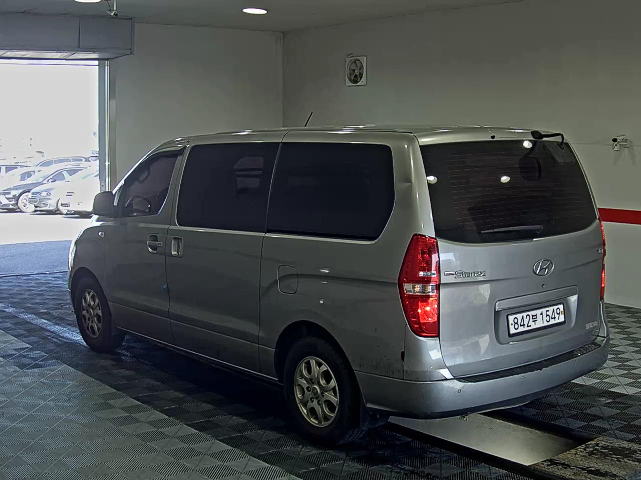 2015 - hyundai grand starex