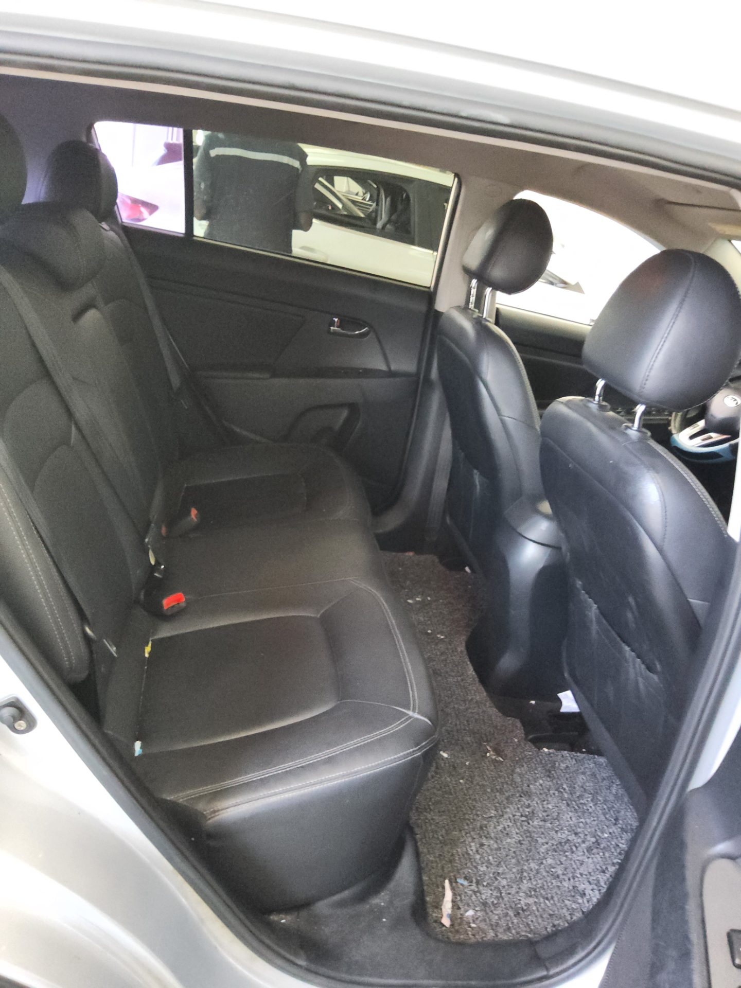 2012 - kia sportage