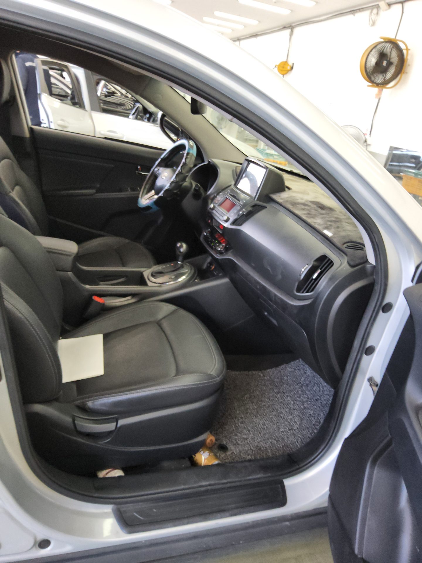 2012 - kia sportage
