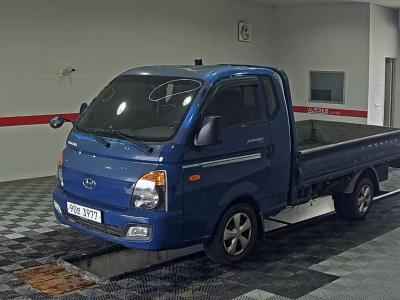 HYUNDAI PORTER II SUPER CAB EXTRA WHEELBASE SUPER