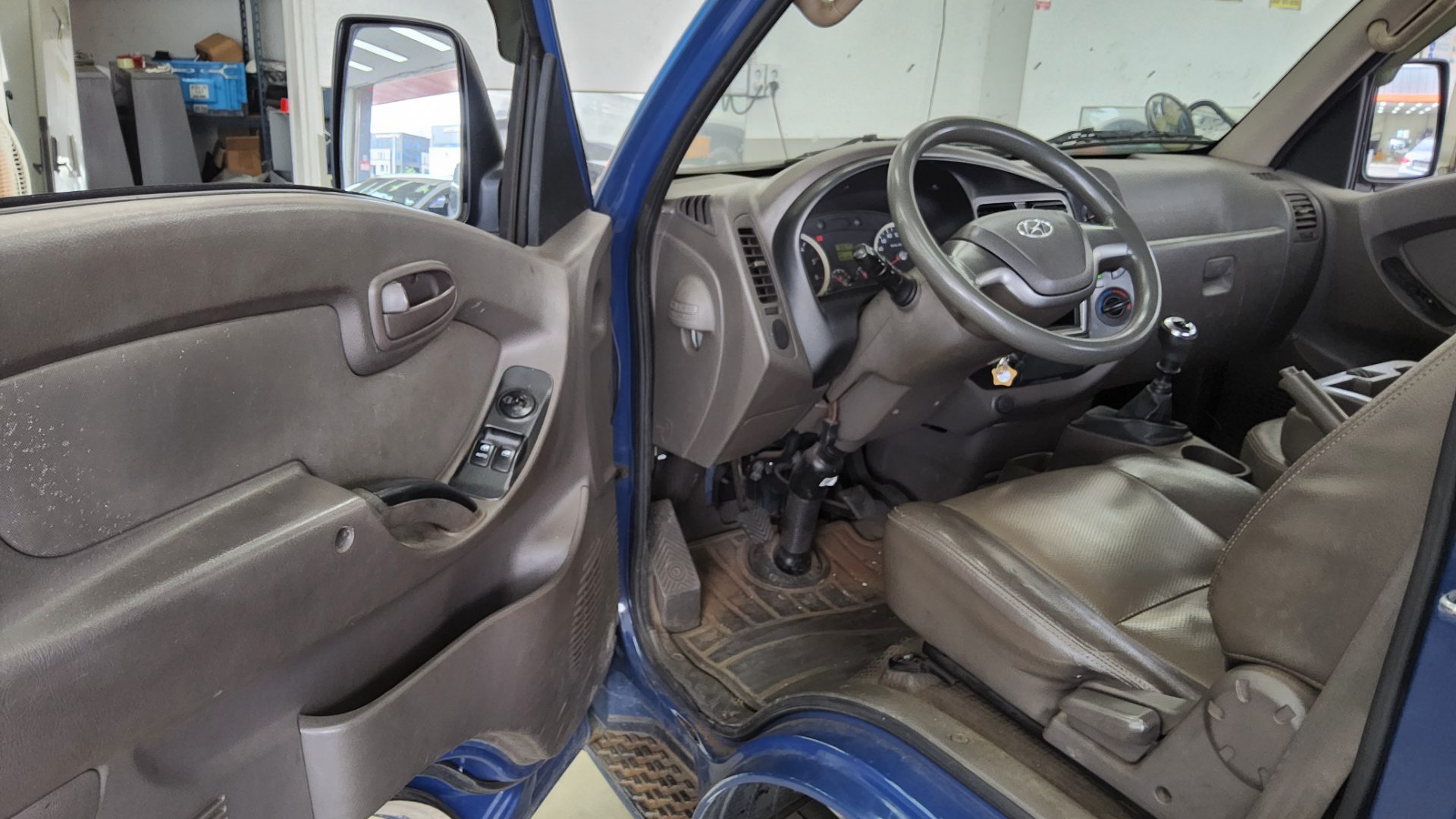 2014 - hyundai porter