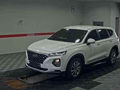 HYUNDAI SANTA FE ()