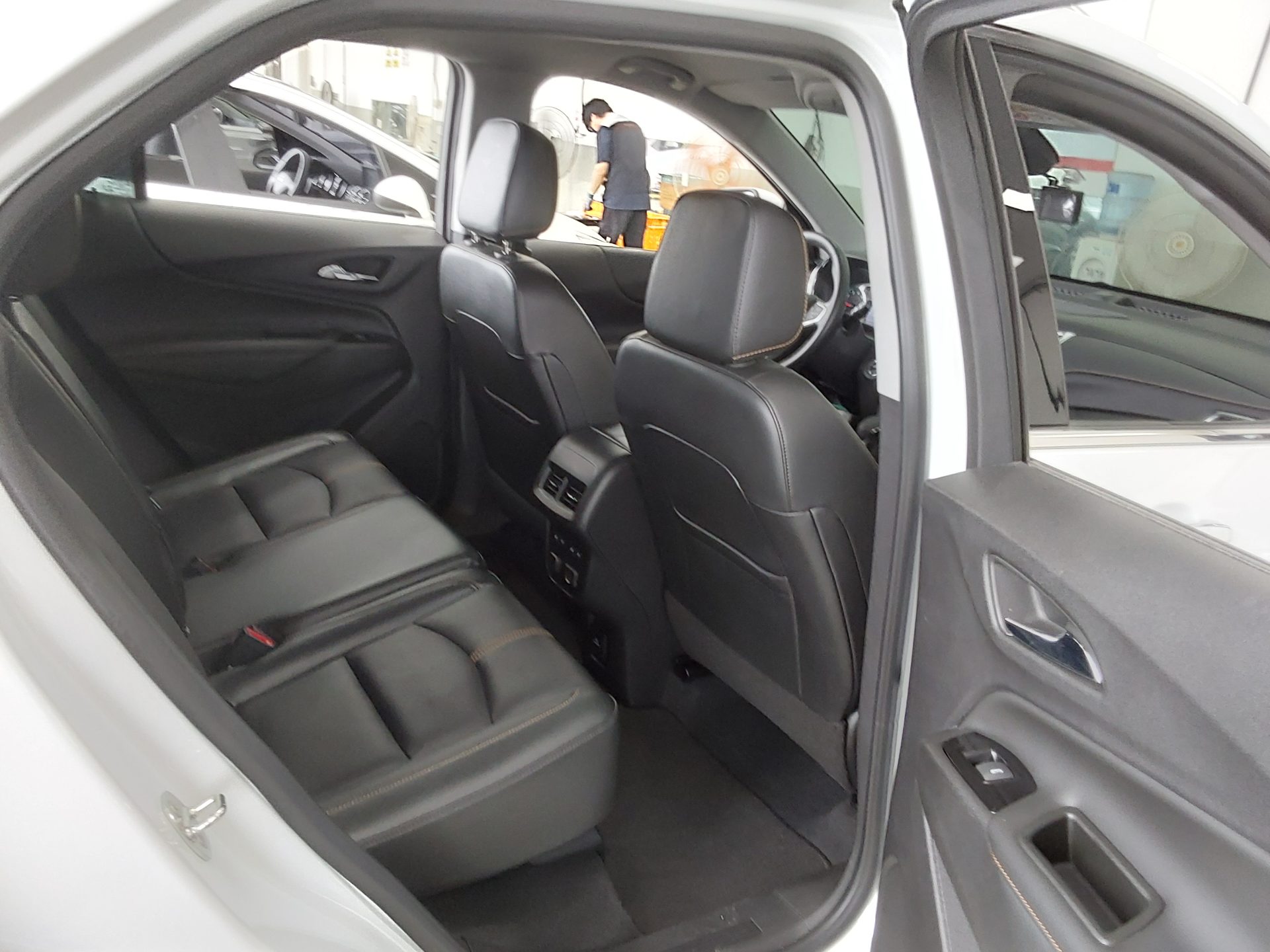 2022 - chevrolet equinox