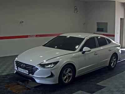 HYUNDAI SONATA (DN8)