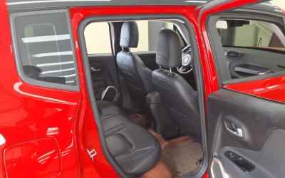 جيب Renegade 2.4 بنزين Longitude High 2017 2.4 بنزين