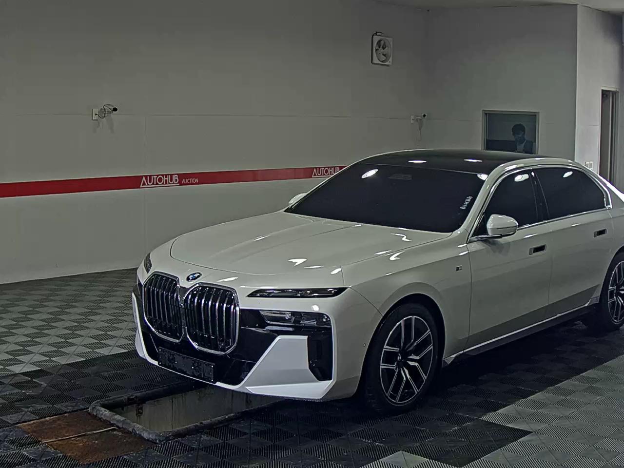 2024 - bmw m7