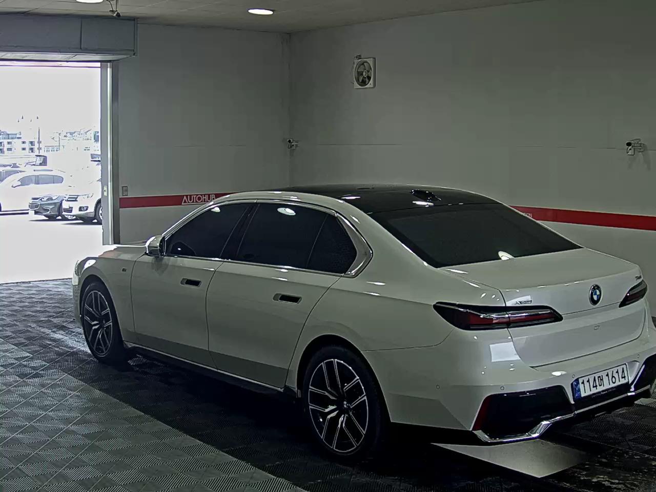 2024 - bmw m7