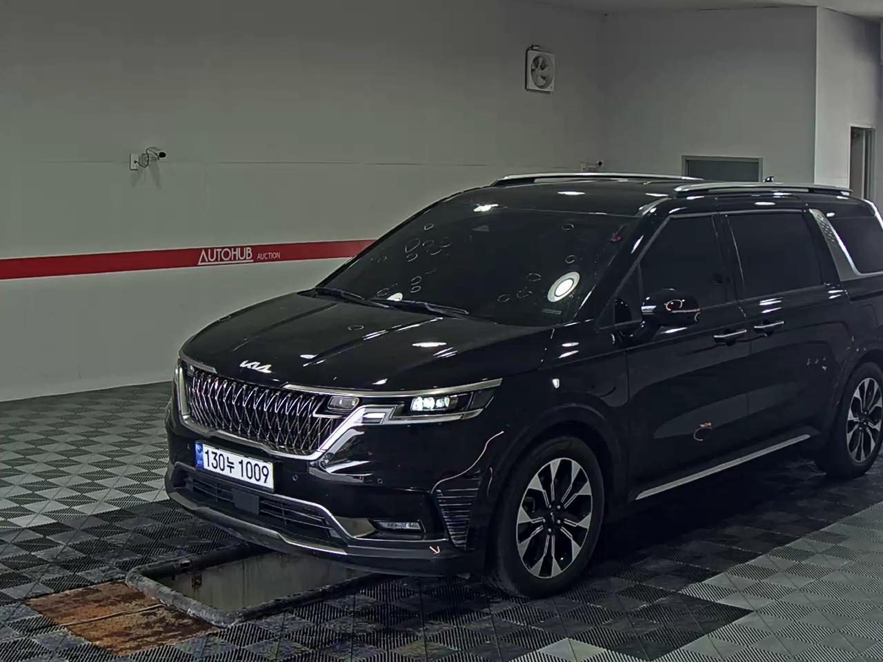 2023 - kia carnival