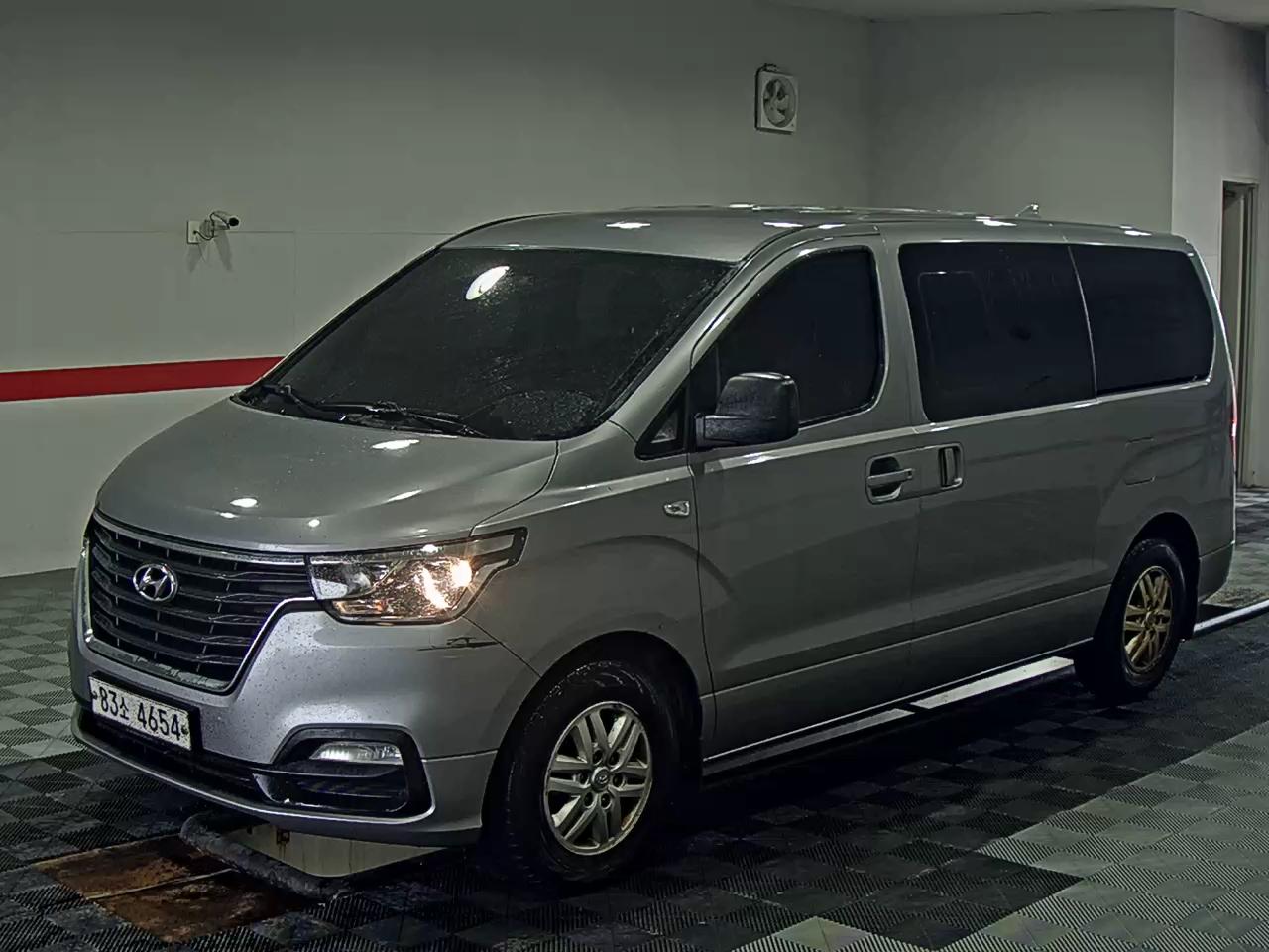 2019 - hyundai grand starex