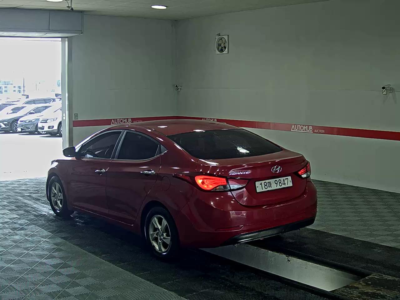 2014 - hyundai avante