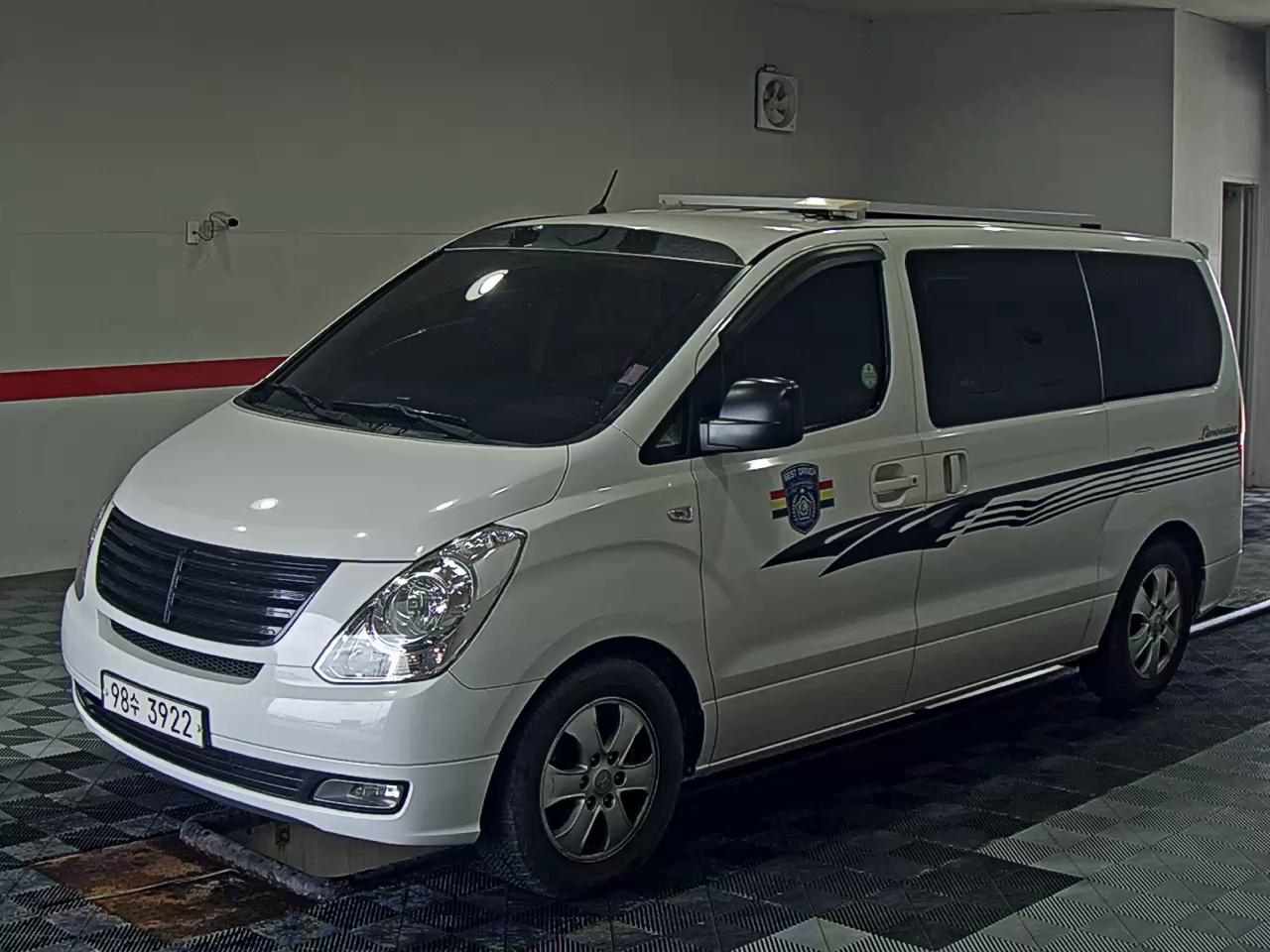HYUNDAI GRAND STAREX CVX