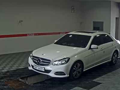 MERCEDES-BENZ CLASS (4TH GEN) E220 CDI AVANTGARDE
