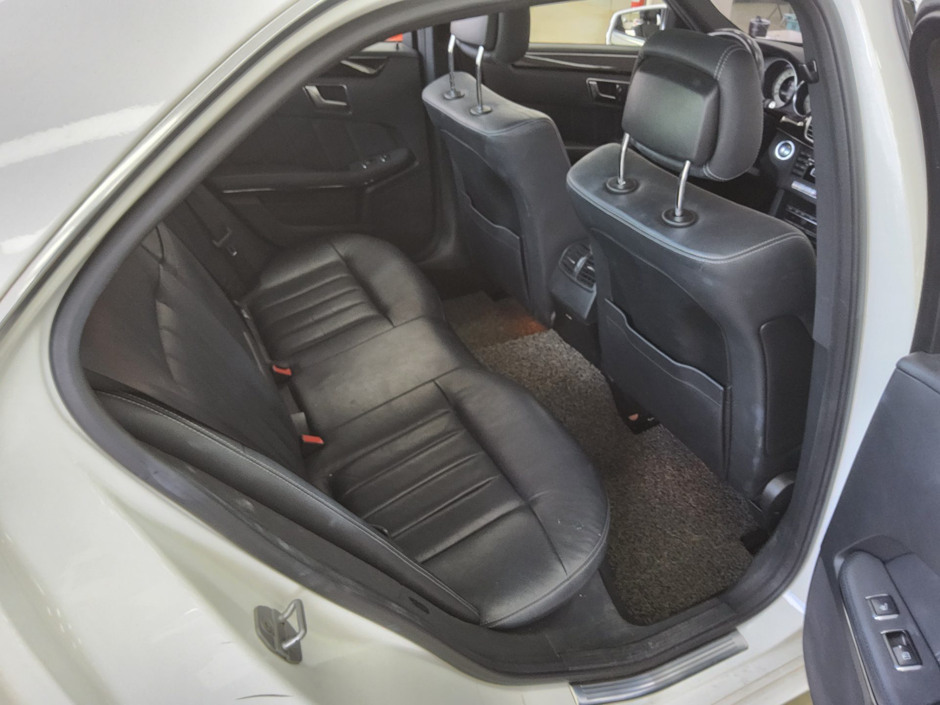 2014 - mercedes-benz e220