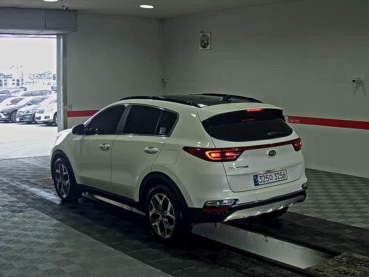 2020 - kia sportage