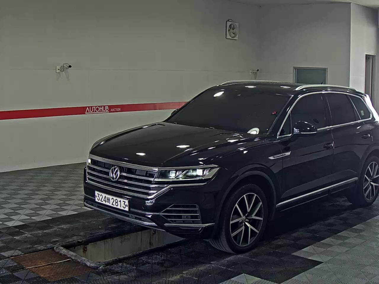 2020 - volkswagen touareg