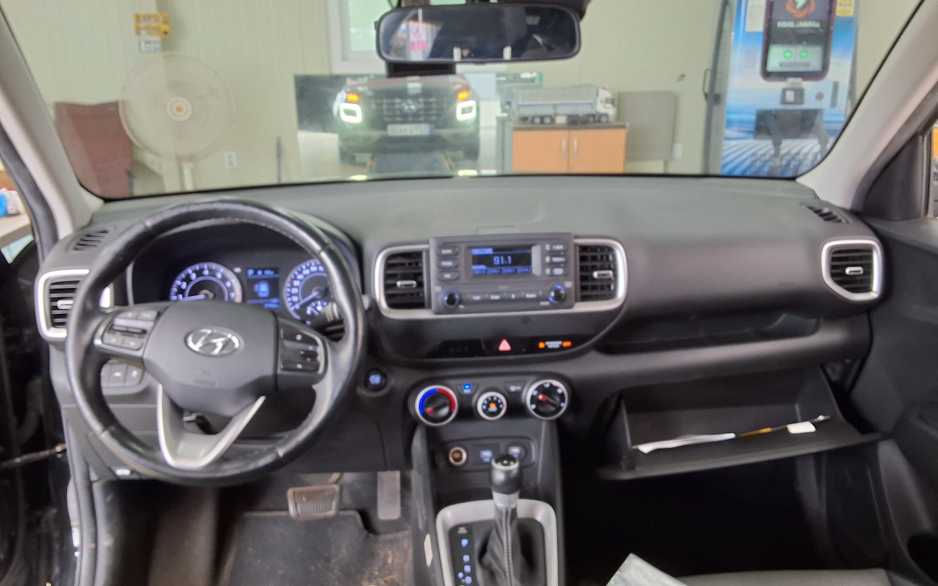 2020 - hyundai venue