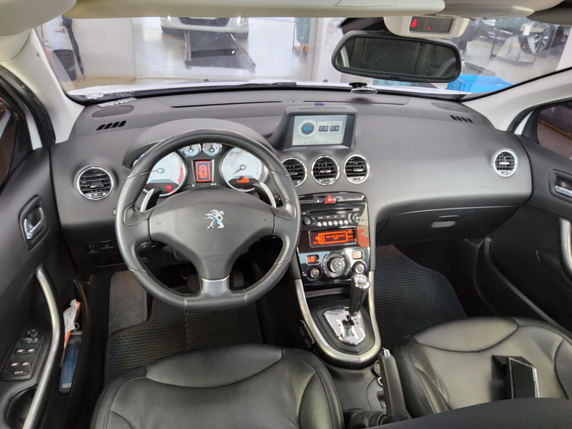 2013 - peugeot 308