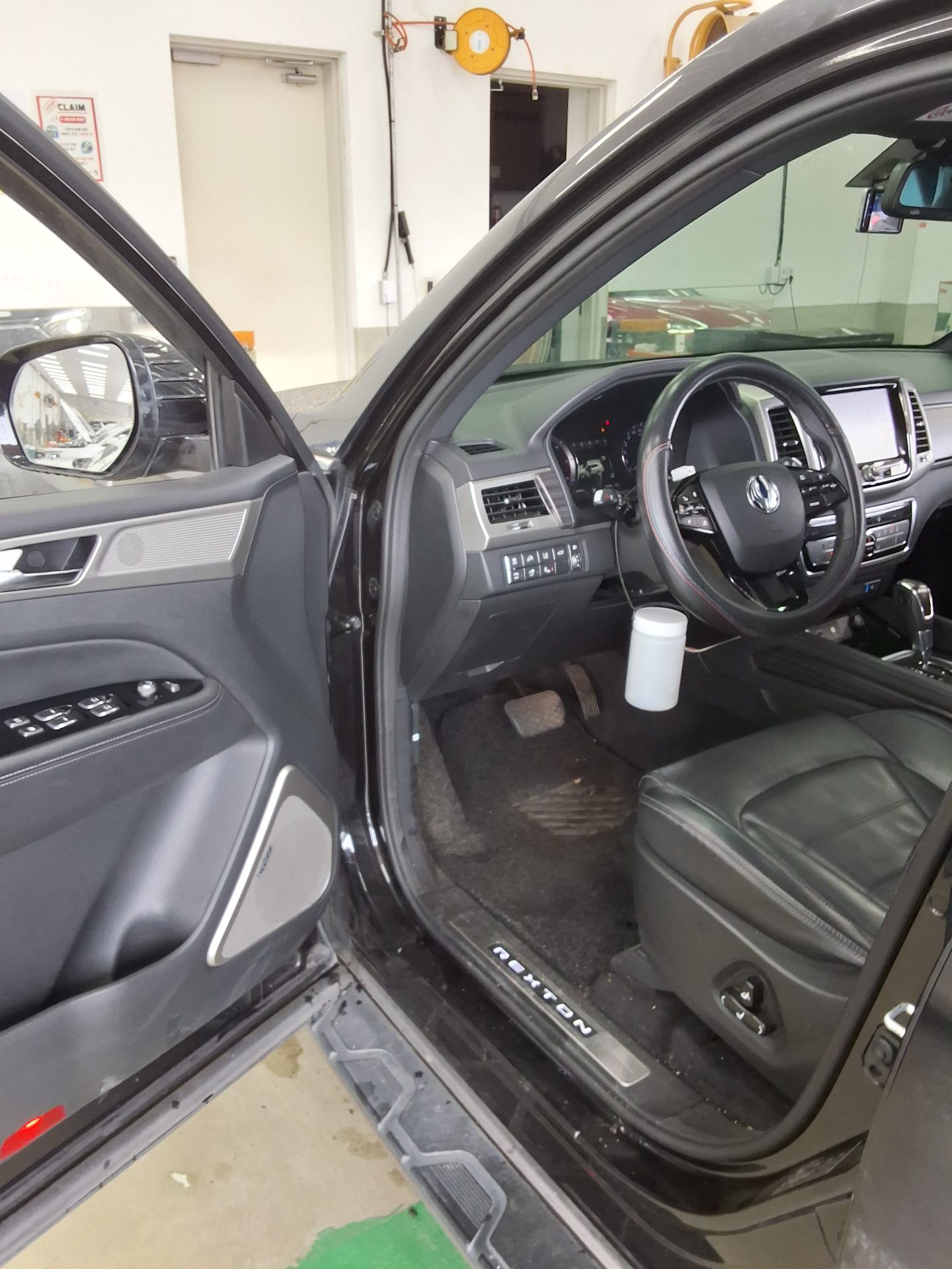 2018 - ssangyong rexton
