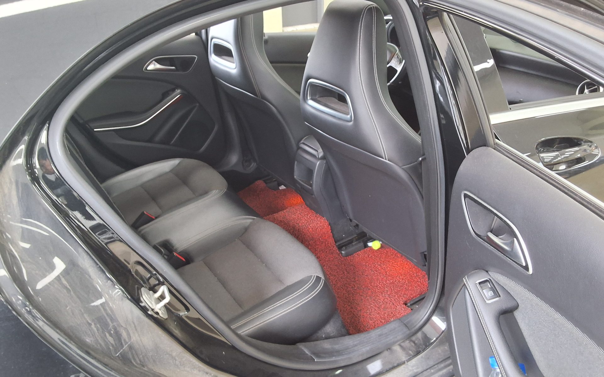 2015 - mercedes-benz a180