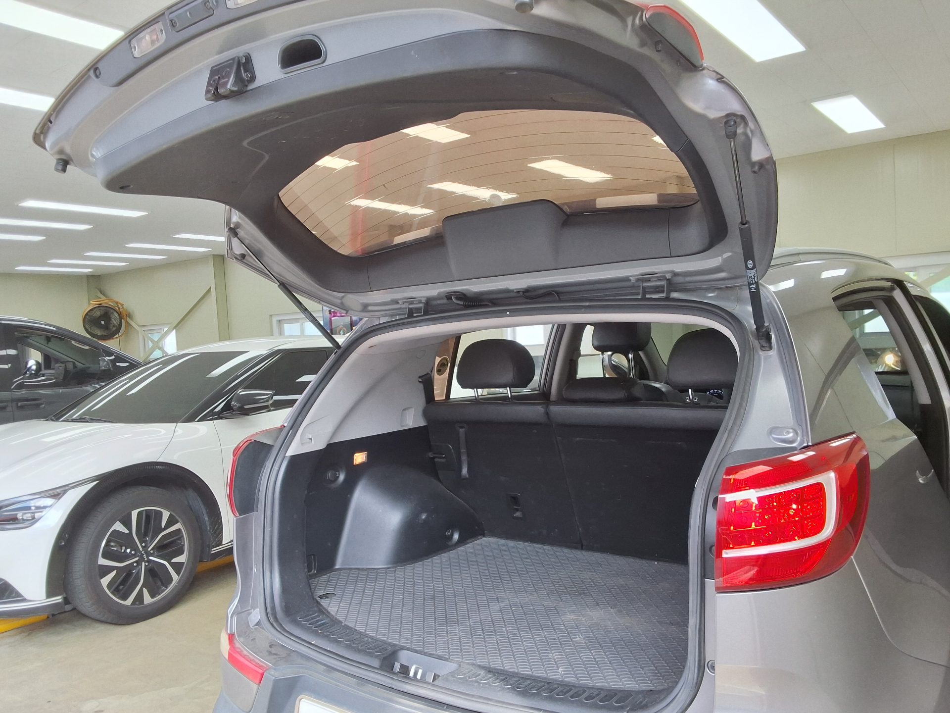 2011 - kia sportage