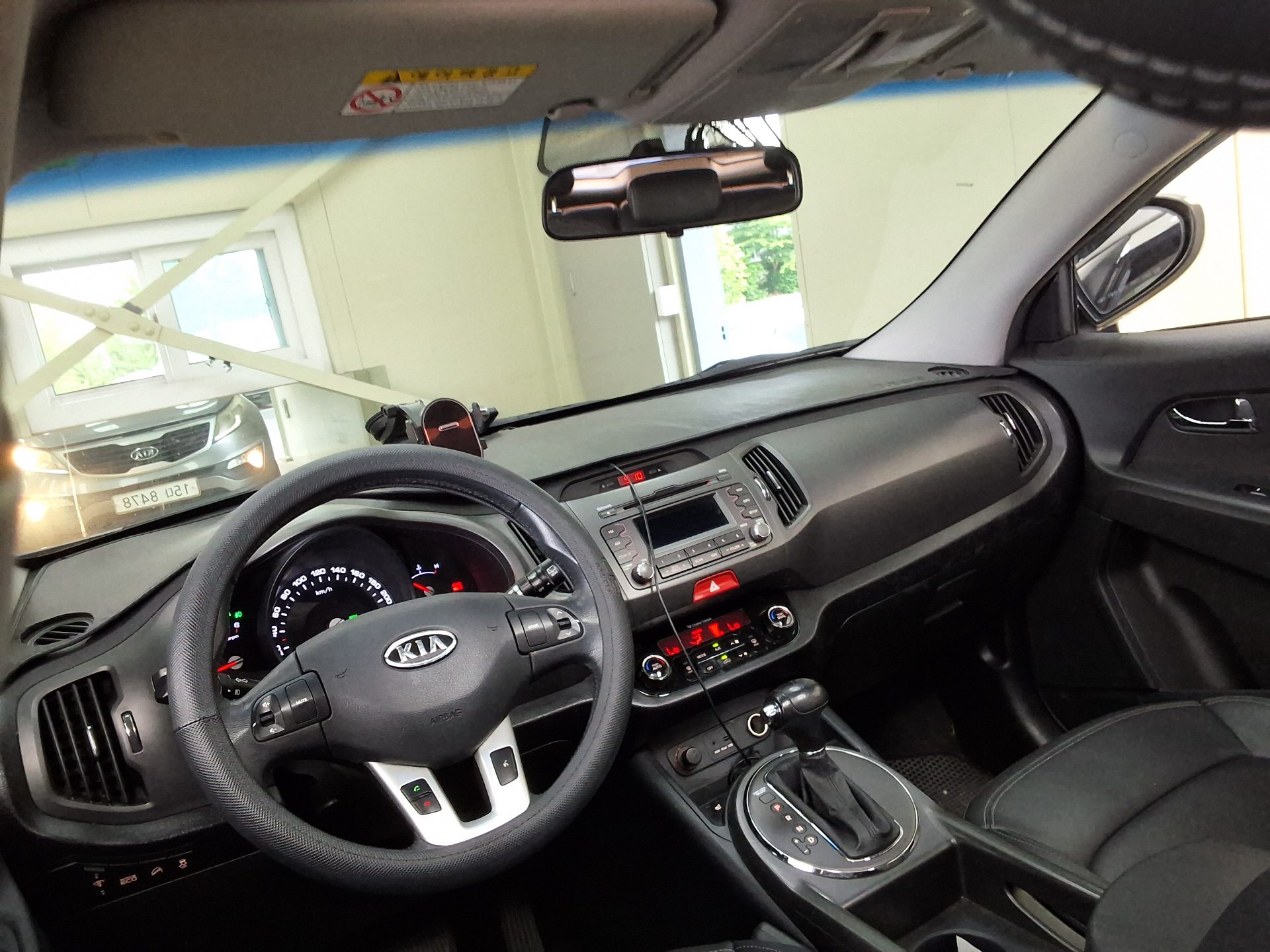 2011 - kia sportage