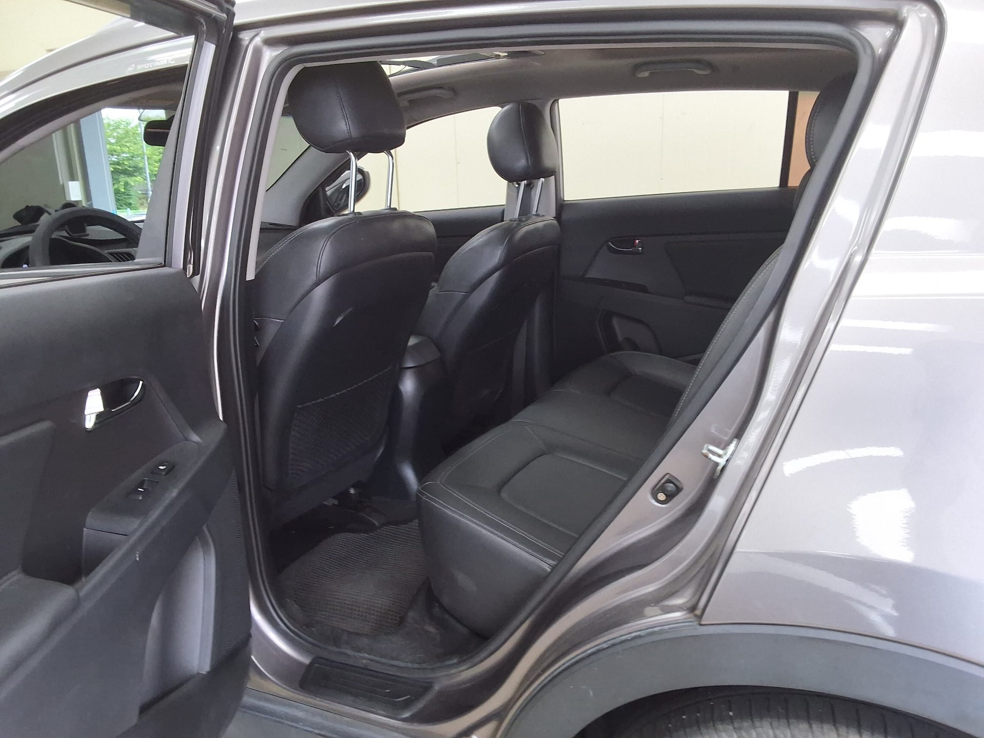 2011 - kia sportage