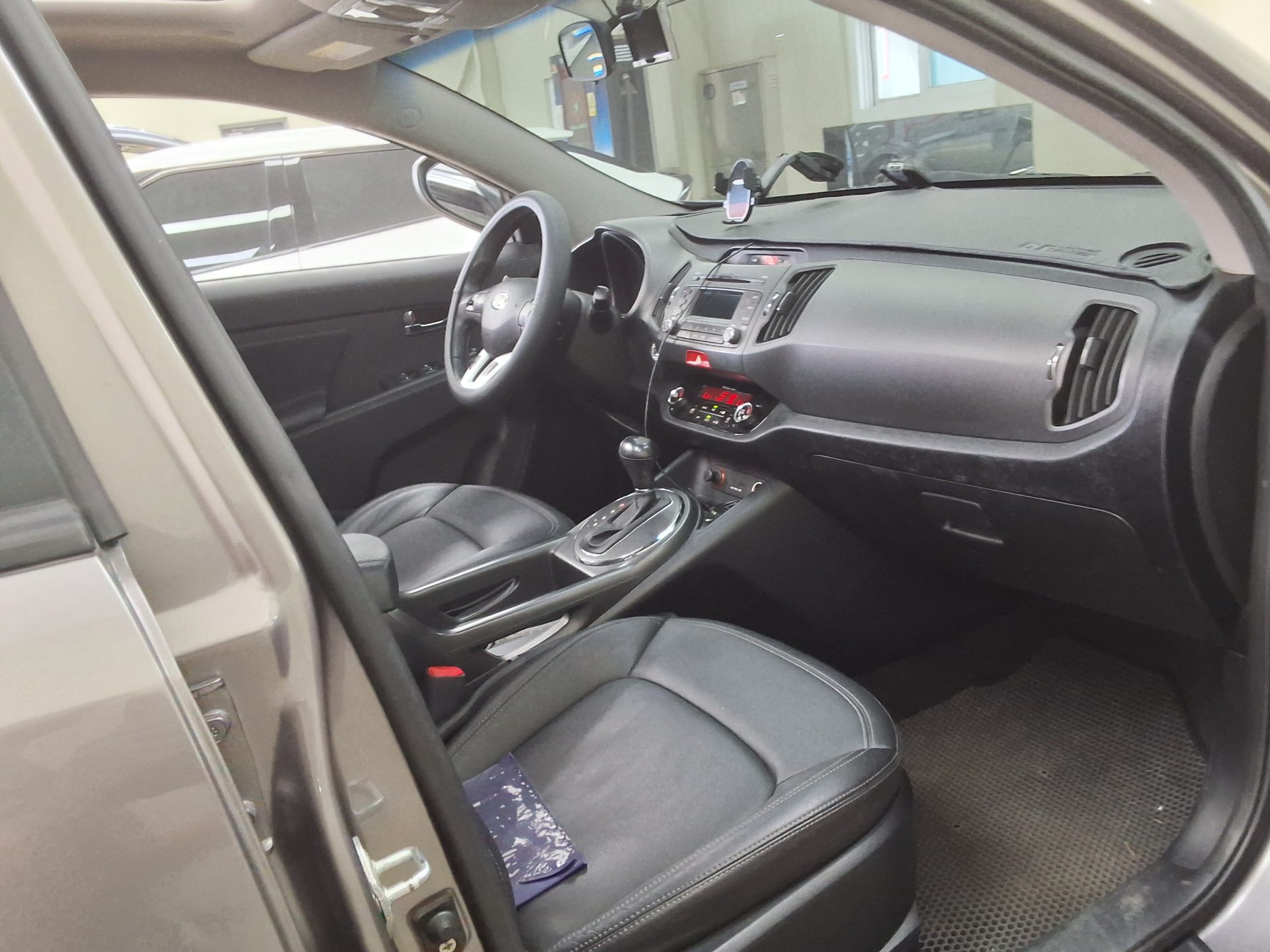 2011 - kia sportage
