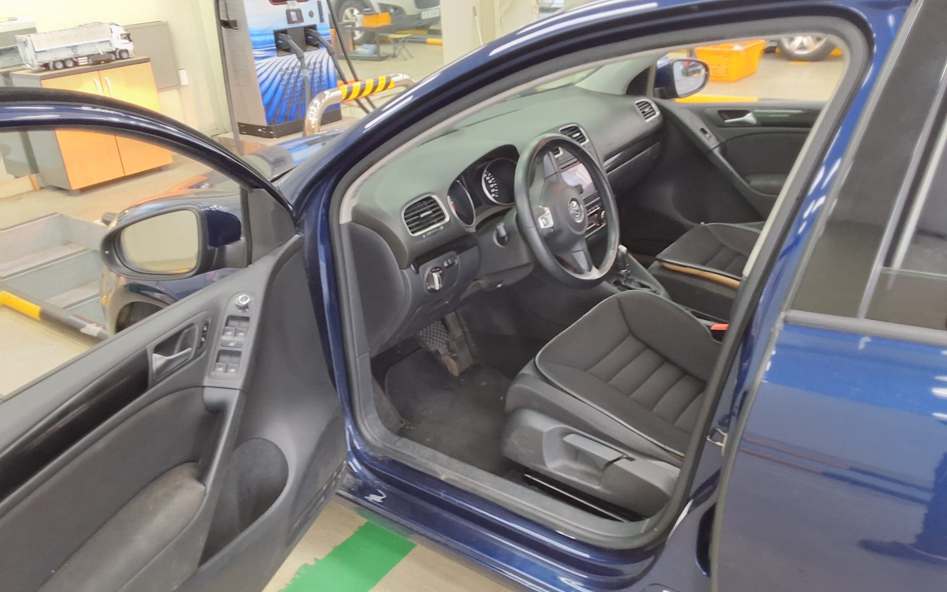 2012 - volkswagen golf