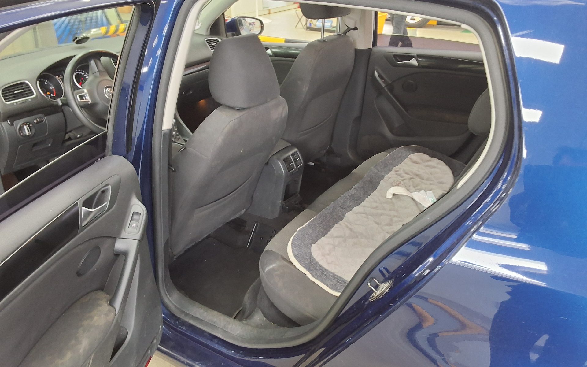 2012 - volkswagen golf