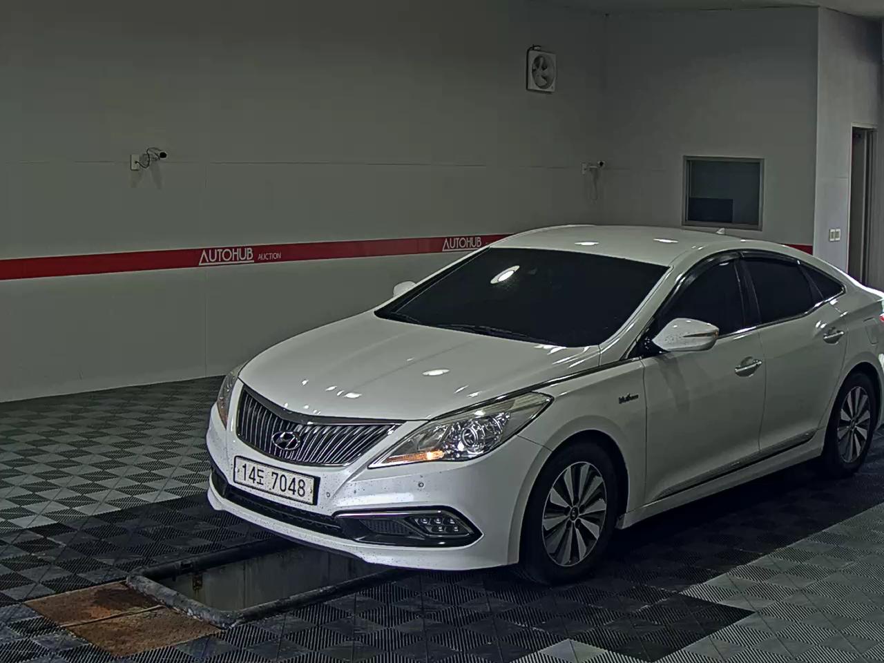 2016 - hyundai grandeur