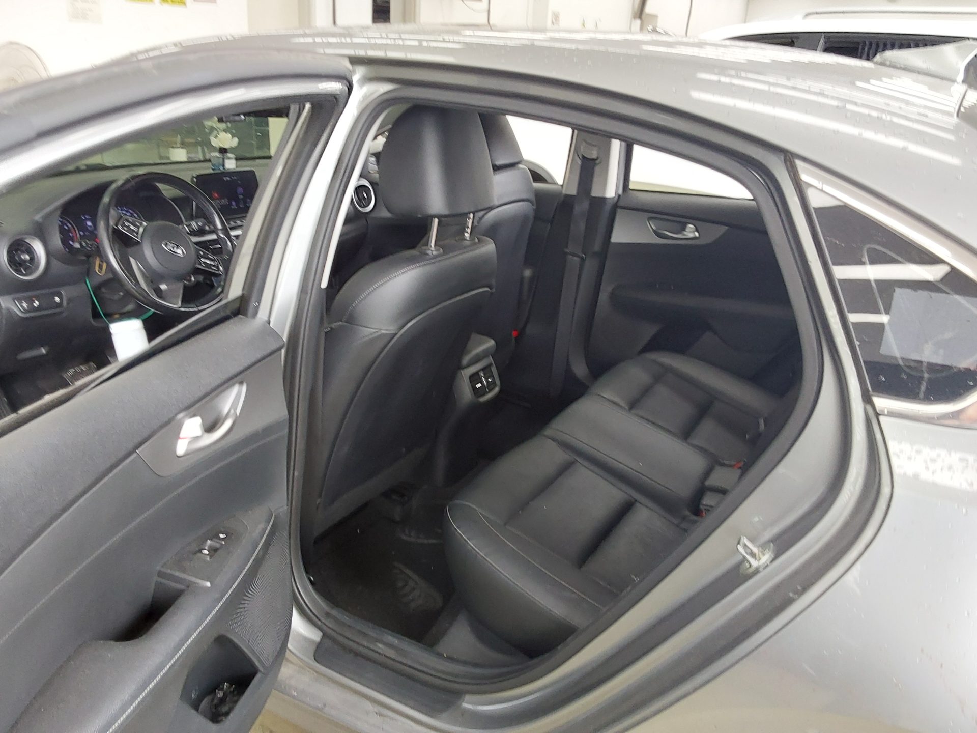 2019 - kia k3