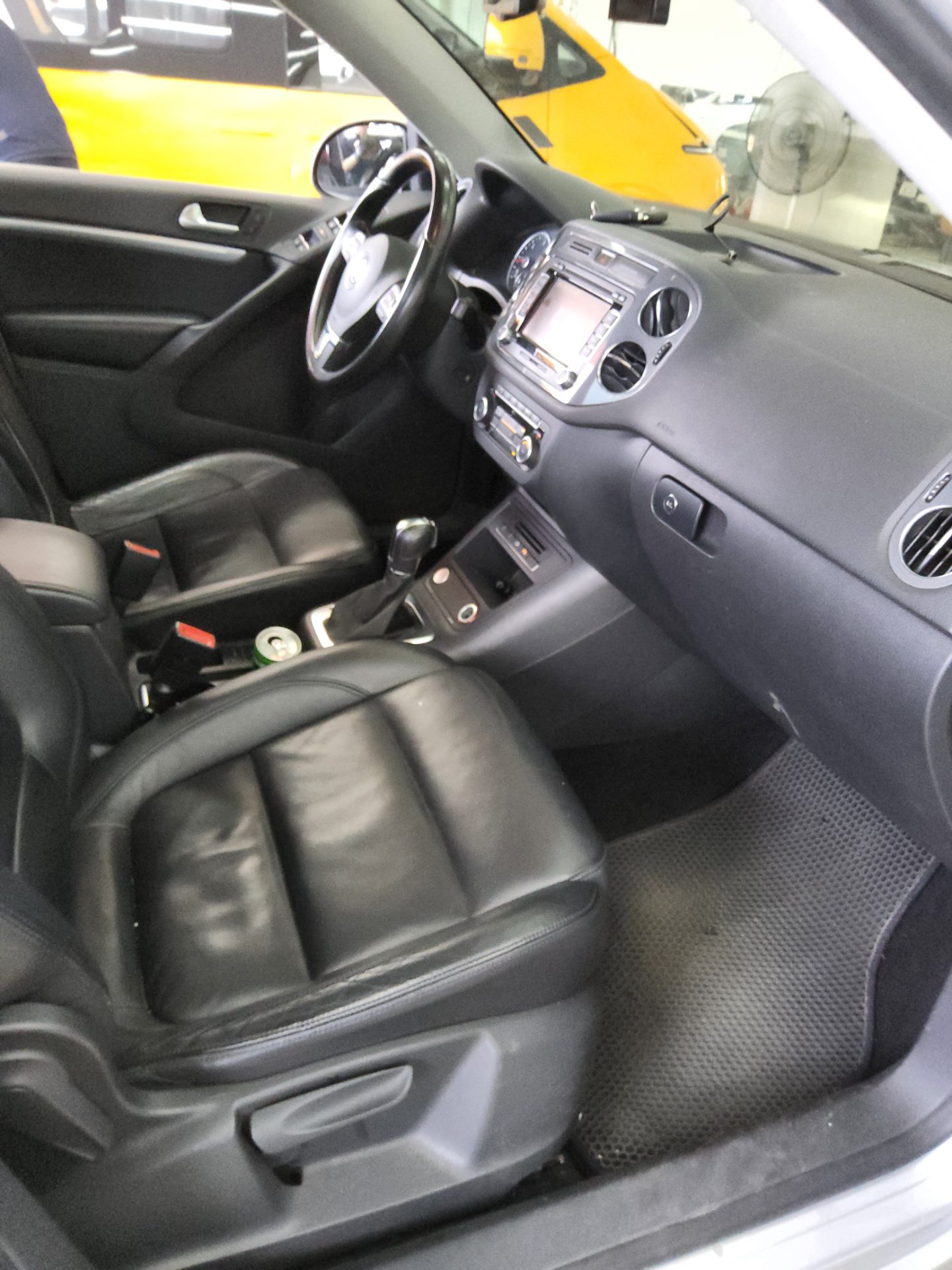 2012 - volkswagen tiguan