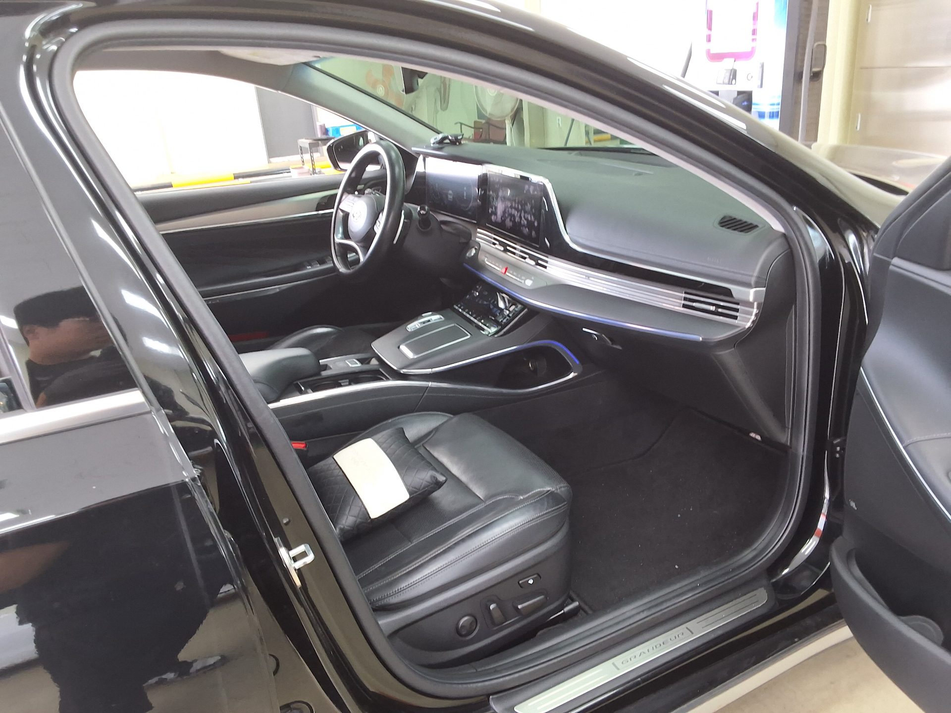 2020 - hyundai grandeur