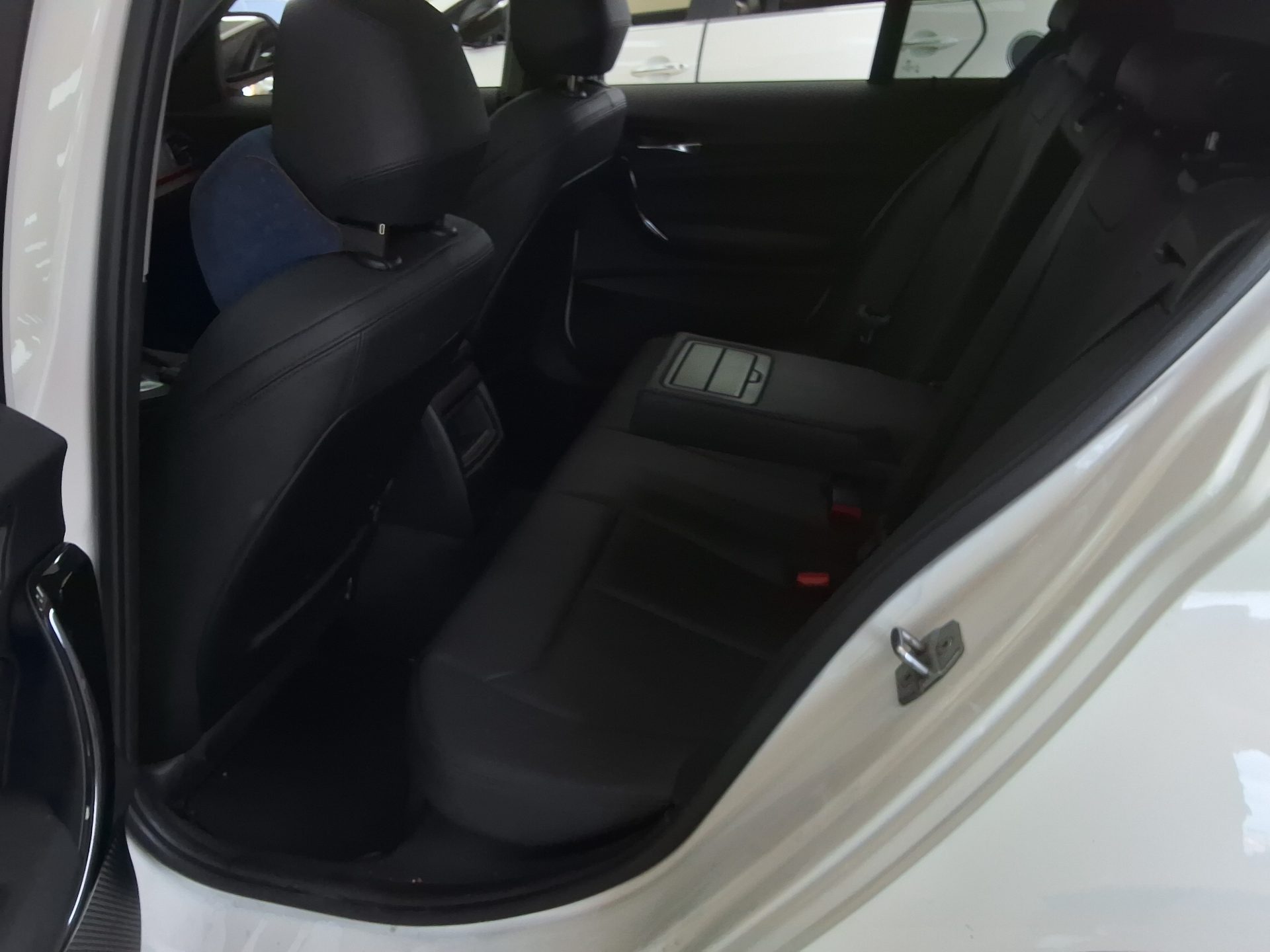 2016 - bmw 1 series