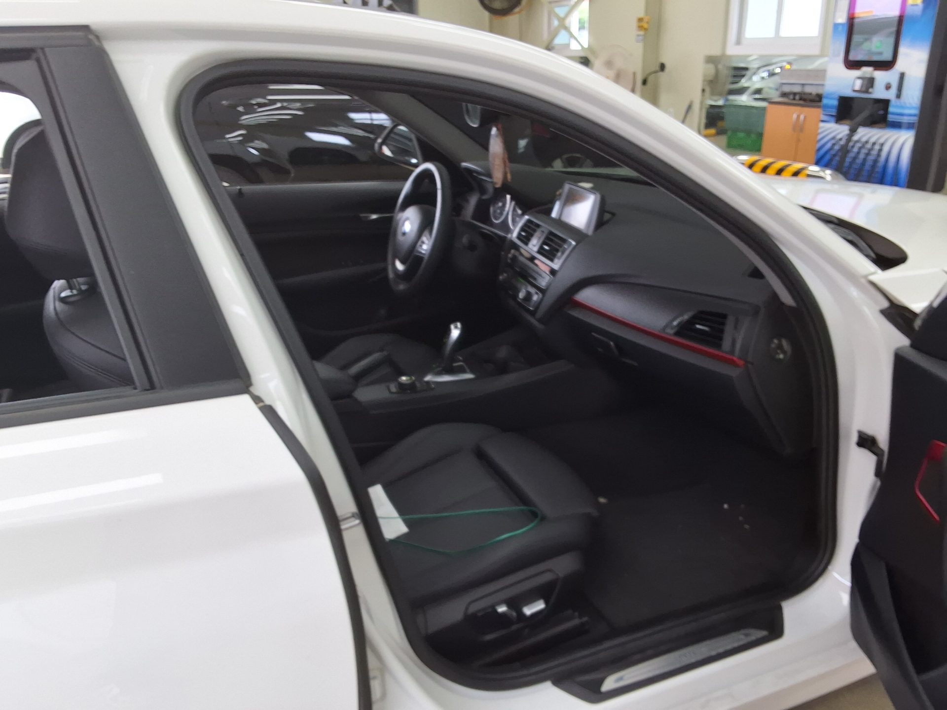 2016 - bmw 1 series
