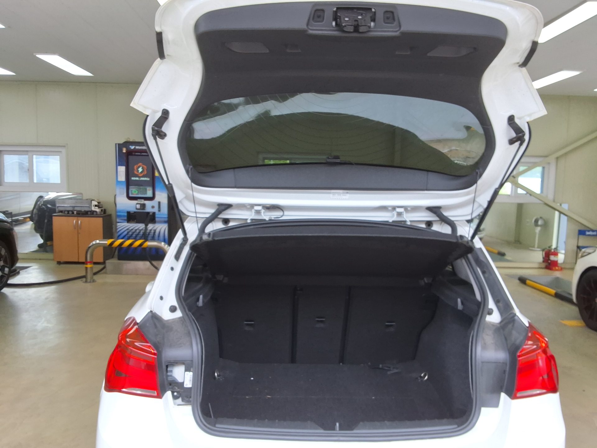 2016 - bmw 1 series