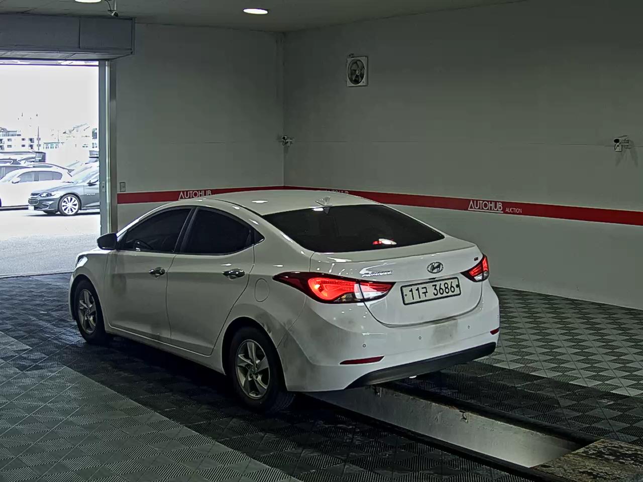 2016 - hyundai avante