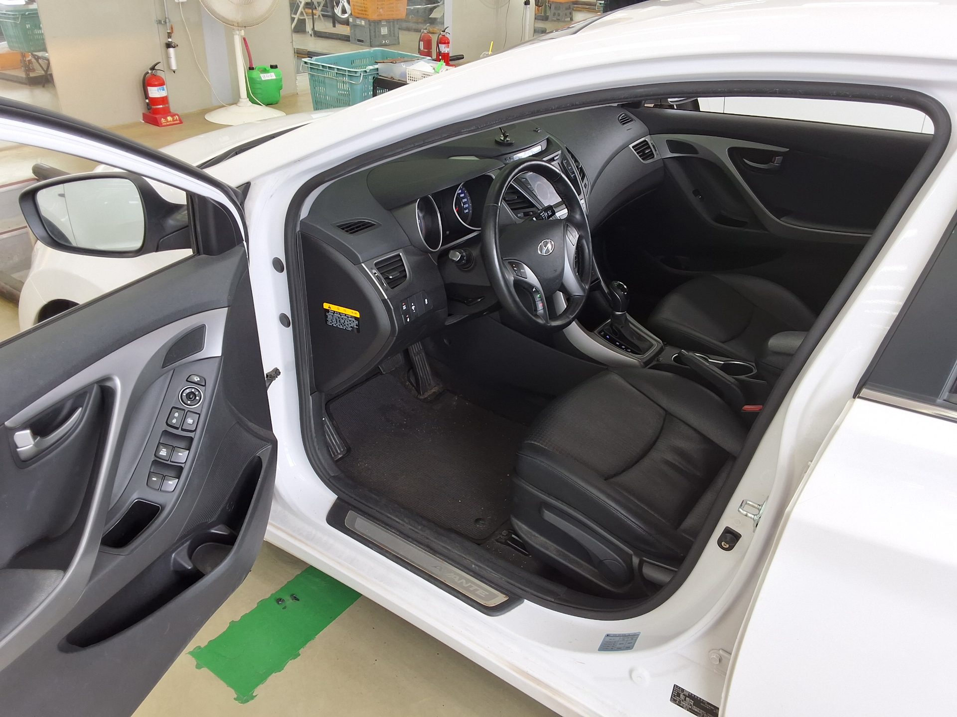 2016 - hyundai avante