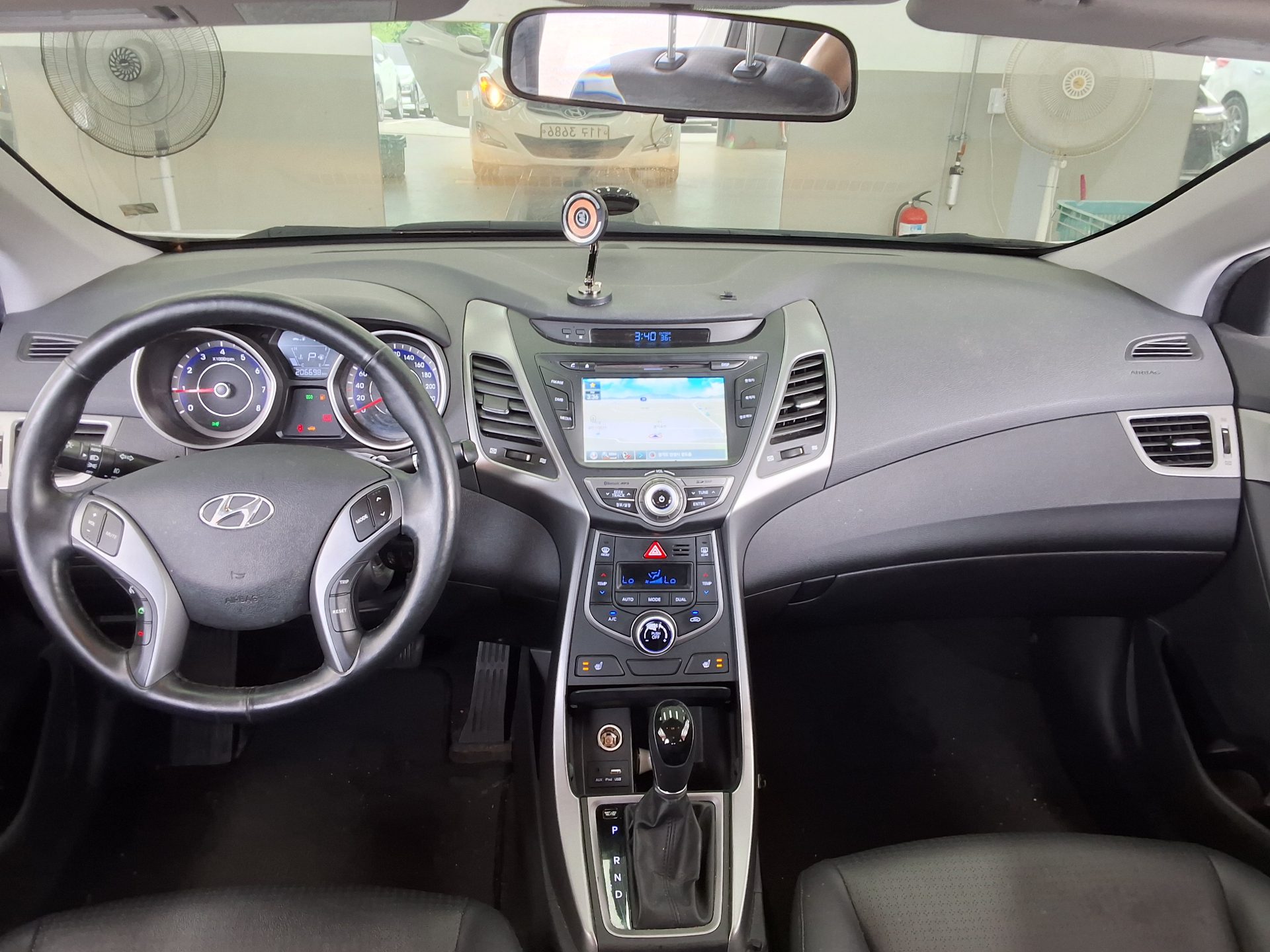 2016 - hyundai avante