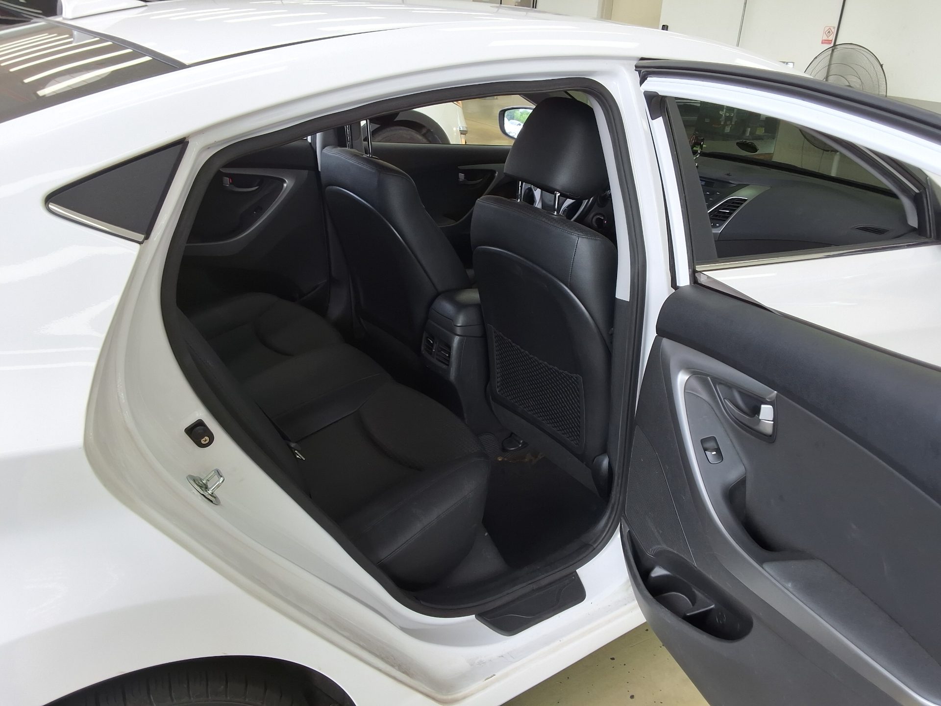 2016 - hyundai avante