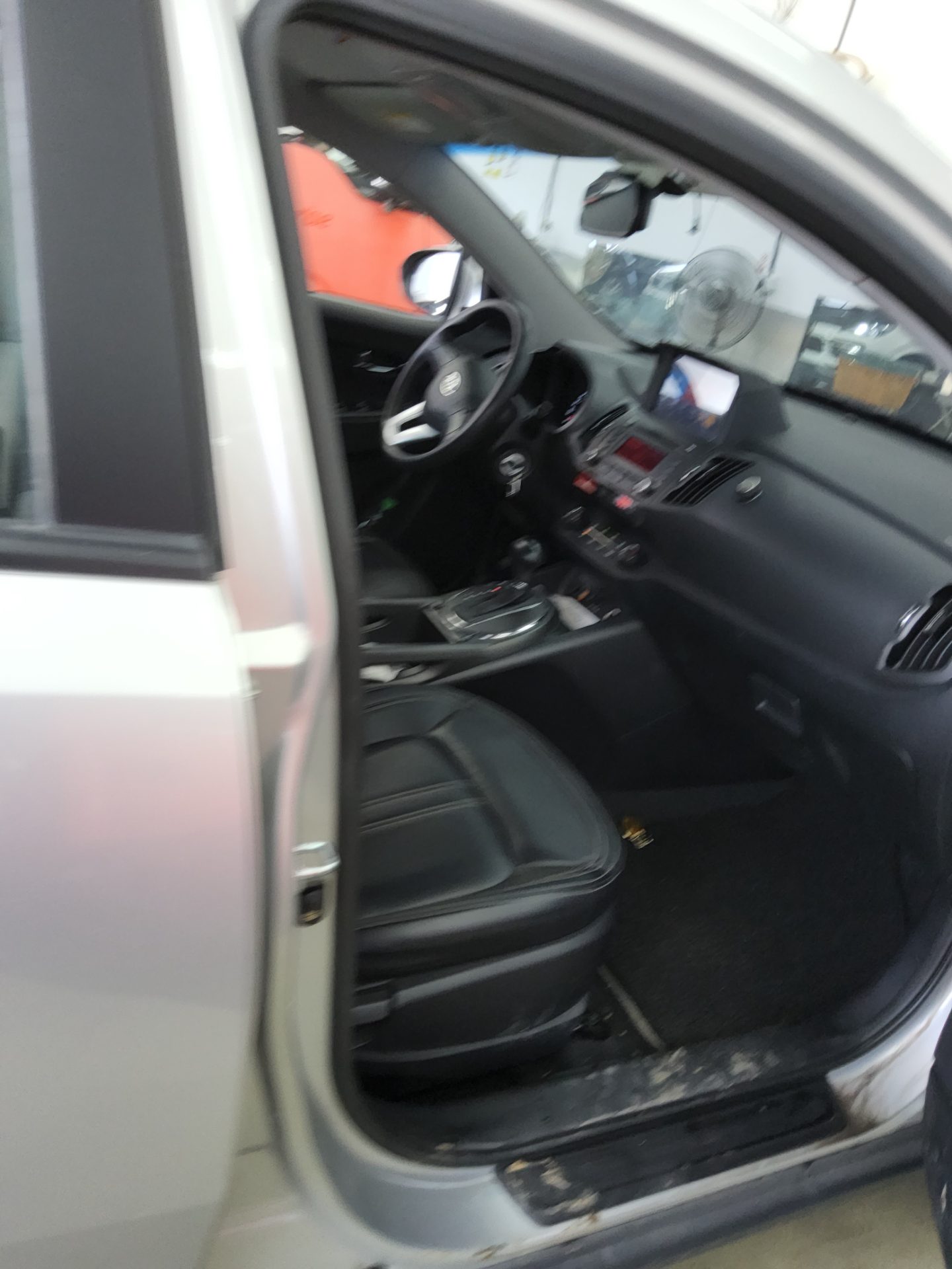 2011 - kia sportage