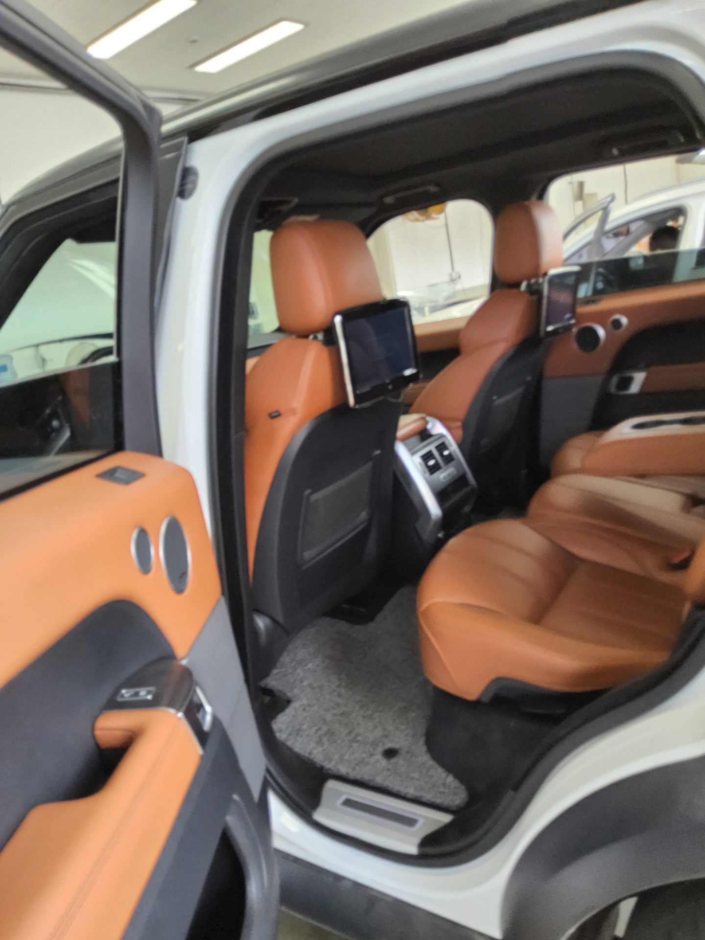 2016 - land rover range rover